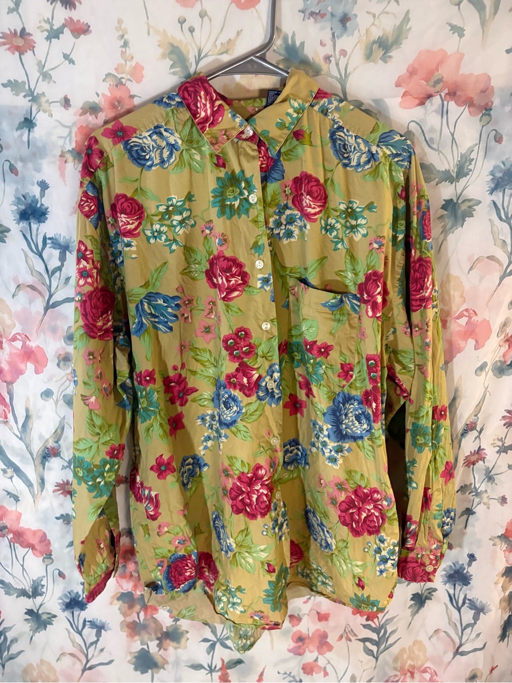 Vintage Floral Button-Up Shirt in Olive Green with Pink & Blue Blooms